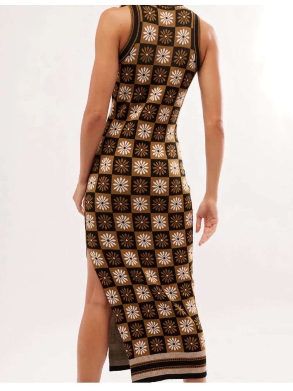 Saylor Zemira Knit Dress - Picture 2 of 2